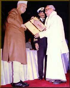 Shri.C.M.Neelakandhan Nampoothiripad receiving National Award from Honourable President Shri.Sankardayal Sarma