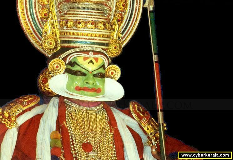 Sadanam Krishnankutty as Karnan in Karnasapadham