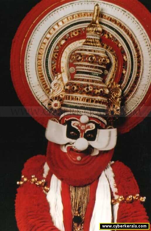 Nelliyodu Vasudevan Namboodiri as Dussassanan in Duryodhanavadham