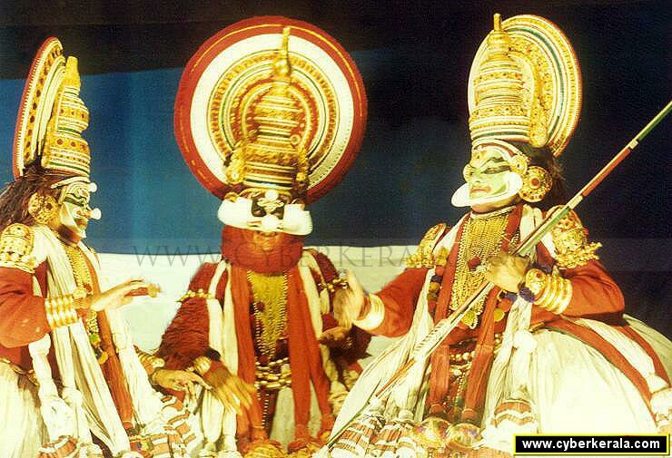 Kalanilayam Gopi, Pariyanampatta Divakaran & Sadanam Krishnankutty
