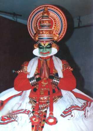 Kalamandalam Sreekandhan Nair as Arjunan in Santhanagopalam